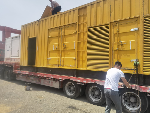 临海发电机出租100KW发电机需要什么规格的电缆线？