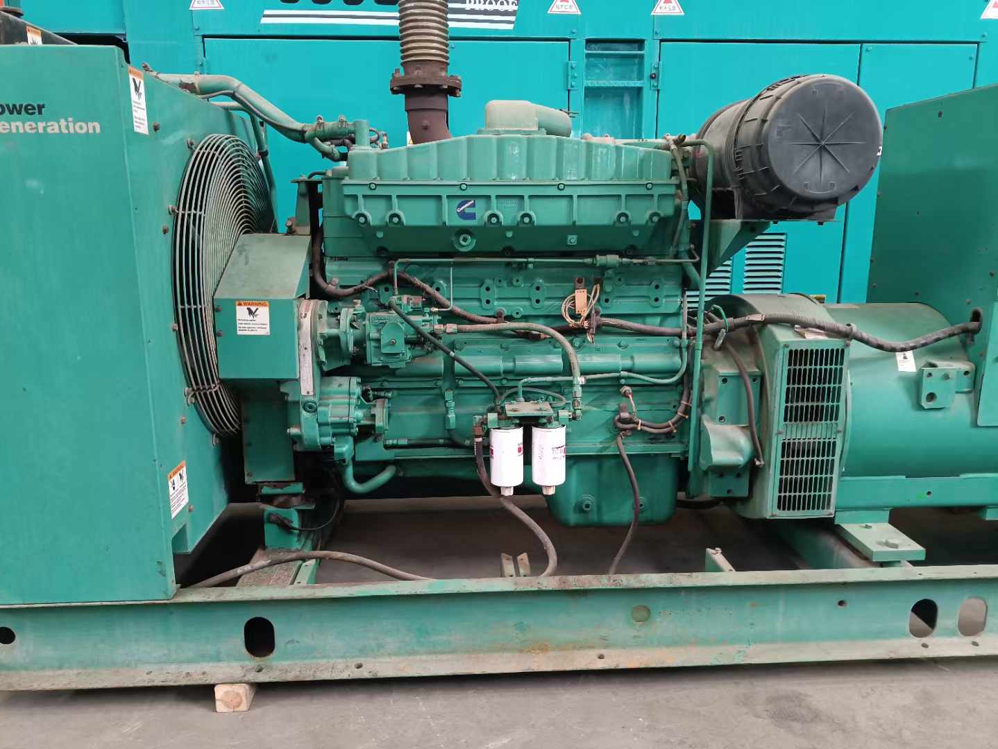 临海过载会对 600kW 柴油发电机组造成哪些损害？