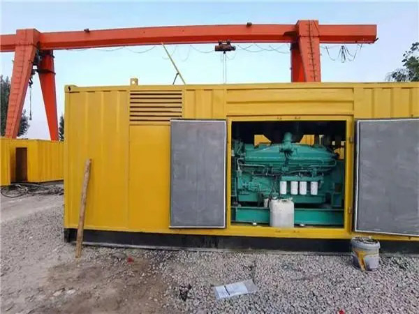 临海冬季低温环境下，500KW发电机组应该选择什么类型的启动电瓶？